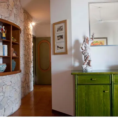 Mara's House, 10 Minuti A Piedi Dal Centro, Parcheggio Privato Lägenhet