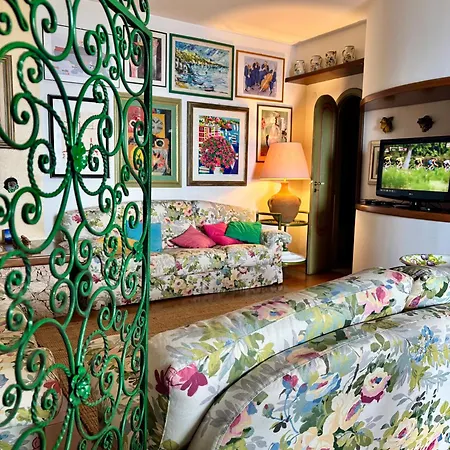 Mara's House, 10 Minuti A Piedi Dal Centro, Parcheggio Privato * Taormina