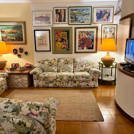 Mara's House, 10 Minuti A Piedi Dal Centro, Parcheggio Privato Lägenhet *