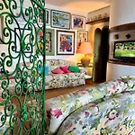 Mara's House, 10 Minuti A Piedi Dal Centro, Parcheggio Privato * Ταορμίνα